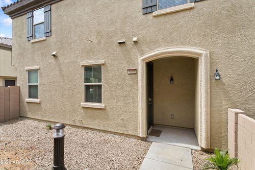 8131 W Lynwood Street, Phoenix, AZ, 85043 | Card Image
