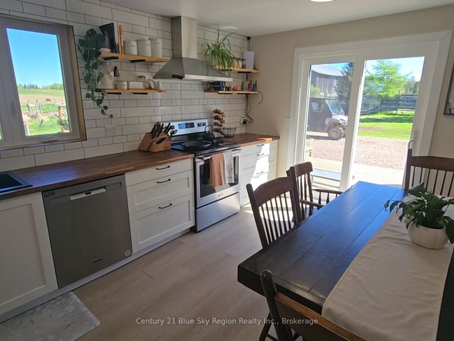 2670 Chiswick Line, House other with 3 bedrooms, 2 bathrooms and 4 parking in Powassan ON | Image 17