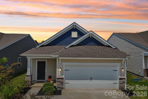 1762 Otter Perch Ln, Fort Mill, SC, 29715-2555 | Card Image