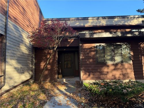 661 Idlewood Boulevard, Van Buren, NY, 13027 | Card Image