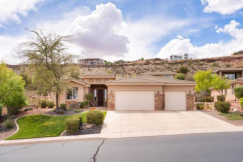 24 S Arroyo Dr, St George, UT, 84790-8362 | Card Image
