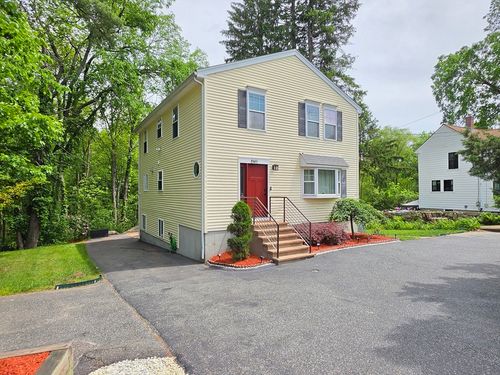 84 W Union St, Ashland, MA, 01721-1441 | Card Image