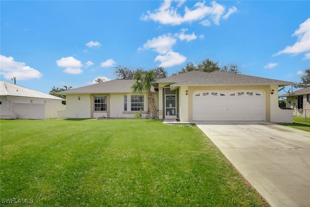 8th Ct, Cape Coral, FL 33914