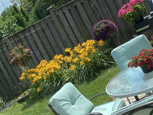 1076 Roxborough Dr, House other with 4 bedrooms, 3 bathrooms and 2 parking in Oakville ON | Image 21