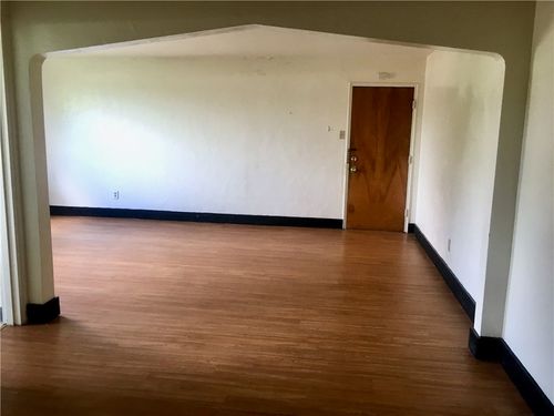 666 Florida Ave, Mt. Lebanon, PA, 15228-2047 | Card Image