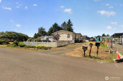 505 Chenois Avenue Se, Ocean Shores, WA, 98569 | Card Image
