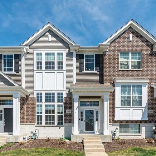 2942 Madison Dr, Naperville, IL, 60564-1221 | Card Image