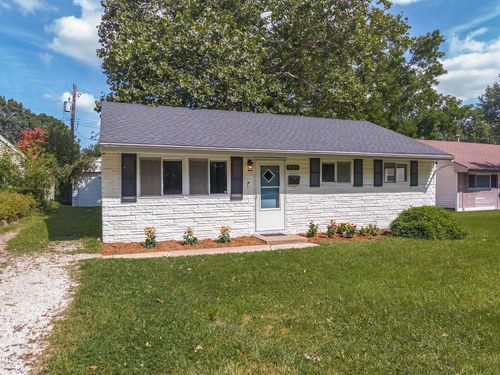 916 N Fell Ave, Normal, IL, 61761-1607 | Card Image