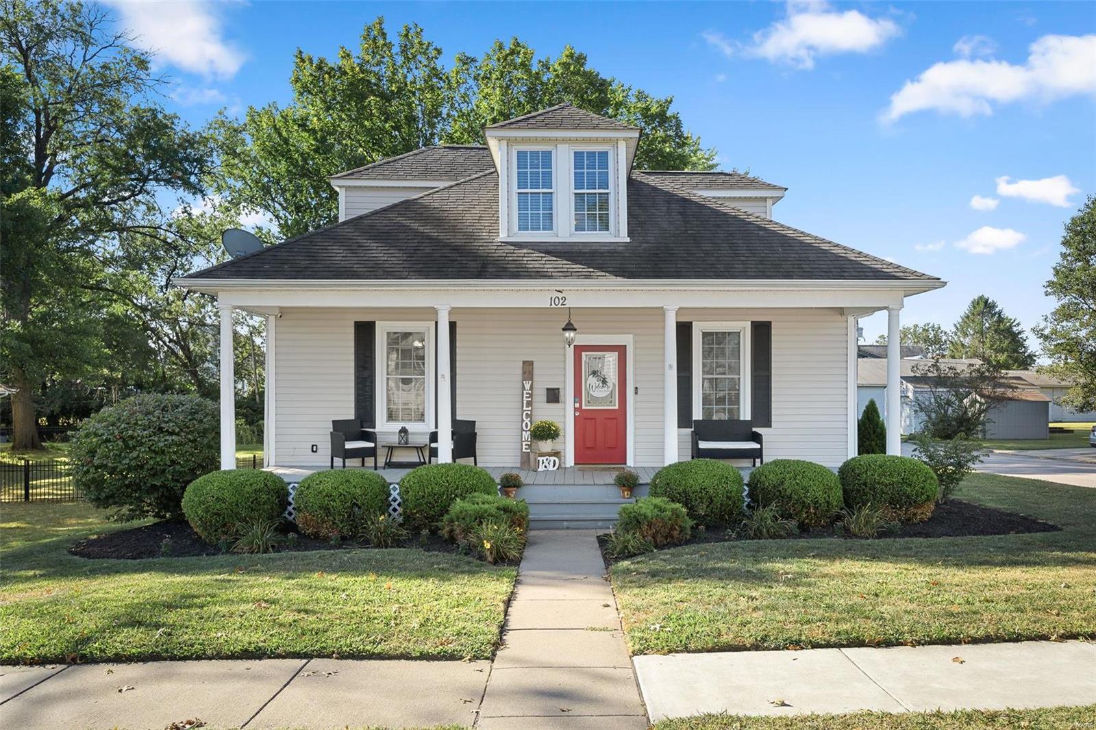 Maple St, Wentzville, MO 63385