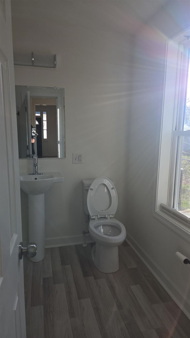 307 2 Nd St, House other with 4 bedrooms, 2 bathrooms and null parking in SHENANDOAH VA | Image 24