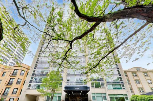 501-2728 N Hampden Court, Chicago, IL, 60614 | Card Image