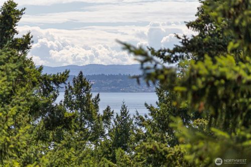 668 Carefree Way, Friday Harbor, WA, 98250-8848 | Card Image