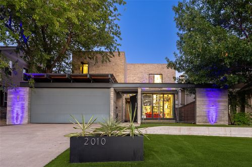 2010 Mcmillan Ave, Dallas, TX, 75206-7106 | Card Image