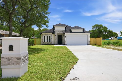 151 N 9th Street, Aransas Pass, TX, 78336 | Card Image