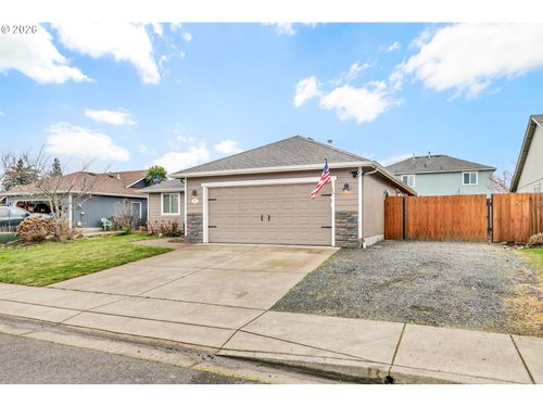 41 Sandalwood Loop, Creswell, OR, 97426-7906 | Card Image