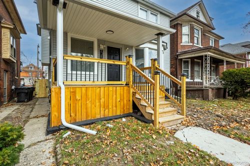 3280 Lothrop St, Detroit, MI, 48206-2576 | Card Image