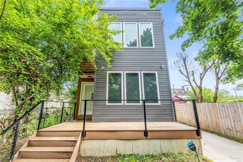 4210 Peach Ct, Cleveland, OH, 44113-3813 | Card Image