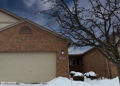46930 Country Ln, Macomb, MI, 48044-3333 | Card Image