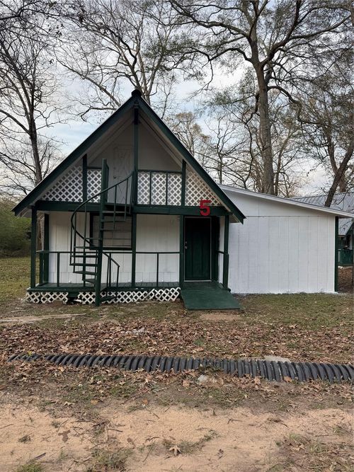 900 Mohawk Dr, Montgomery, TX, 77316-5162 | Card Image