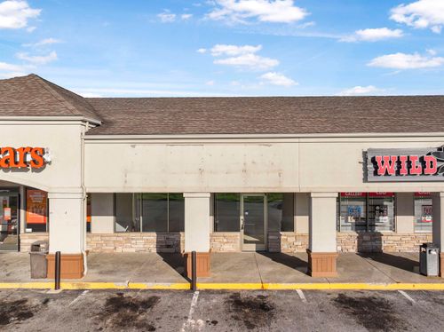 3970 S Mackinaw Trl, Cadillac, MI, 49601-8104 | Card Image