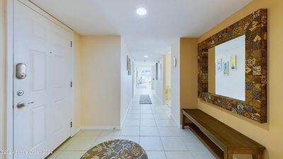 324 - 405 Highway A1a, Condo with 3 bedrooms, 2 bathrooms and null parking in Satellite Beach FL | Image 3