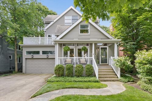 922 Ash St, Winnetka, IL, 60093-2436 | Card Image