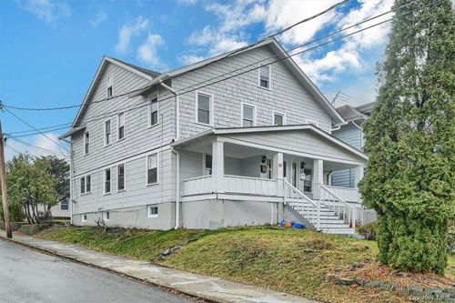 67 Watkins Ave, Middletown, NY, 10940-4722 | Card Image