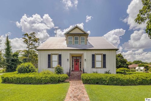 300 S Lincoln St, Tallulah, LA, 71282-4514 | Card Image