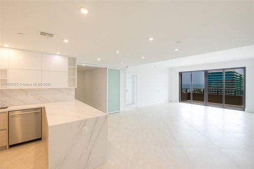 apt-929-201 Crandon Blvd, Key Biscayne, FL, 33149-1587 | Card Image