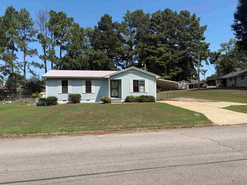 109 Penn Dr, Trenton, TN, 38382 | Card Image