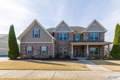 7000 Derby Dr Se, Owens Cross Roads, AL, 35763-5203 | Card Image