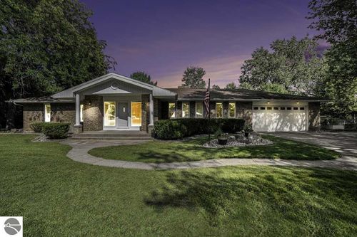 410 Orchard Ct, Saint Louis, MI, 48880-9756 | Card Image