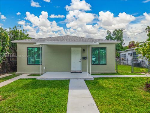310 Sw 31st Ct, Miami, FL, 33135-2730 | Card Image