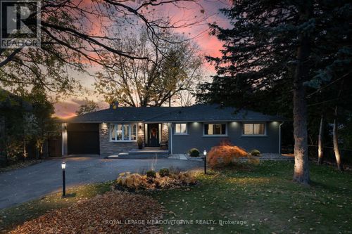 4 Chipper Crt, Halton Hills, ON, L7G1L3 | Card Image