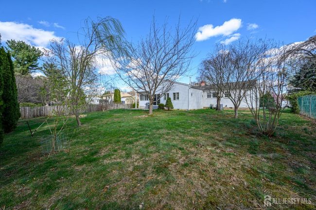 14 Temple Ter, House other with 3 bedrooms, 2 bathrooms and null parking in Lawrence NJ | Image 36