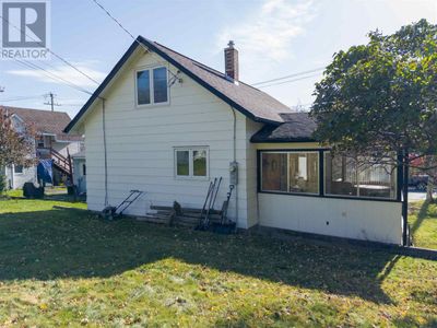 624 3 Rd St S, Home with 3 bedrooms, 1 bathrooms and null parking in Kenora ON | Image 2