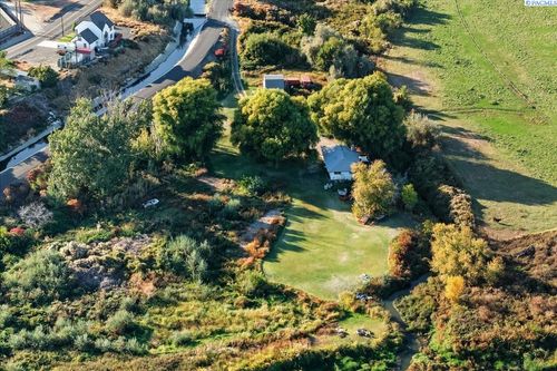 84609 N Yakima River Dr, West Richland, WA, 99353-6188 | Card Image