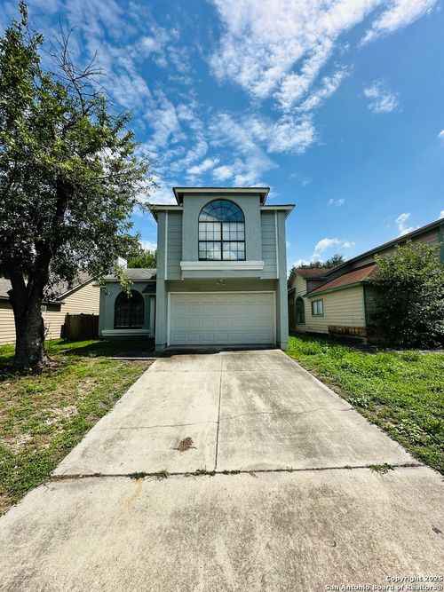 10206 Barron Fld, San Antonio, TX, 78245-2633 | Card Image