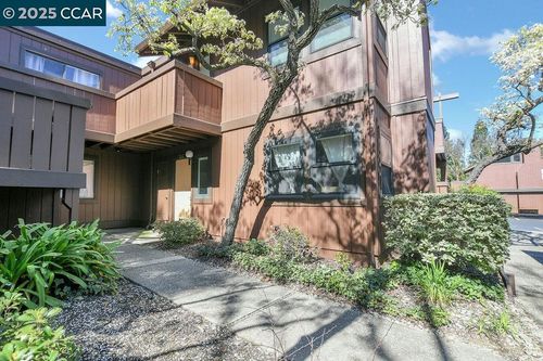 896 Camelback Pl, Pleasant Hill, CA, 94523-1223 | Card Image