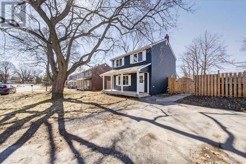 1 Diver Belt Dr, Picton, ON, K0K2T0 | Card Image