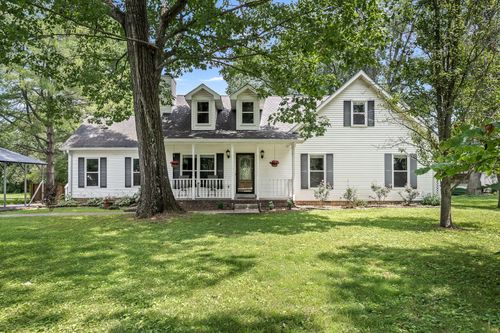 2417 Crosspark Dr, Murfreesboro, TN, 37129-3201 | Card Image