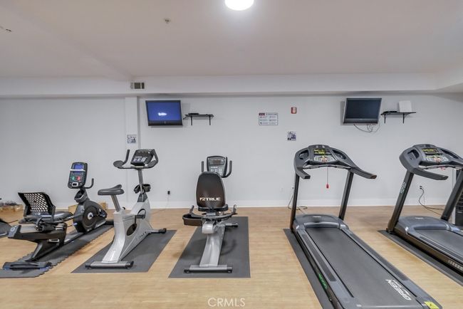 395 E 4th #41 Street, Condo with 2 bedrooms, 2 bathrooms and 2 parking in Long Beach CA | Image 56