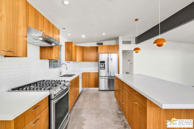 74387 Peppergrass St, House other with 2 bedrooms, 2 bathrooms and 3 parking in Palm Desert CA | Image 19