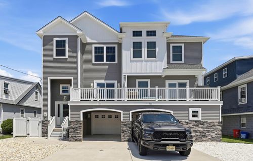 121-121 E 23rd Ave, North Wildwood, NJ, 08260-5350 | Card Image