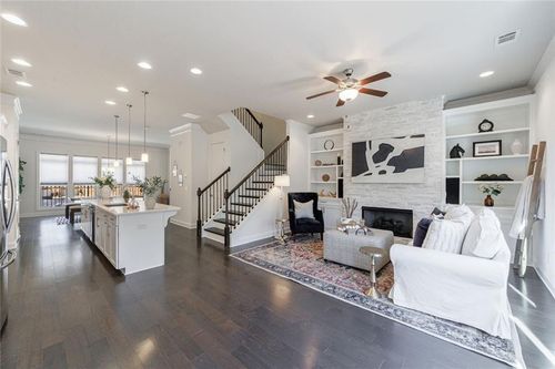 4160 Townsend Ln, Dunwoody, GA, 30346-1602 | Card Image