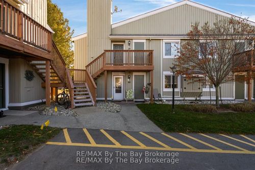 39-19 Dawson Dr, Collingwood, ON, L9Y5B4 | Card Image