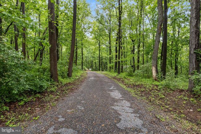 1982 Whyte Ln, House other with 3 bedrooms, 3 bathrooms and null parking in SPRING GROVE PA | Image 63