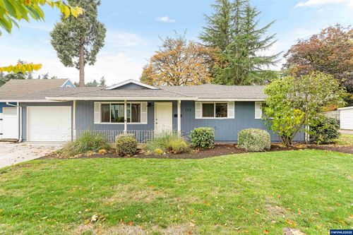 115 Mcclaine St, Silverton, OR, 97381-2026 | Card Image