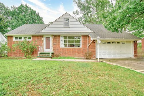 1823 Sunset Dr, Richmond Heights, OH, 44143-1246 | Card Image