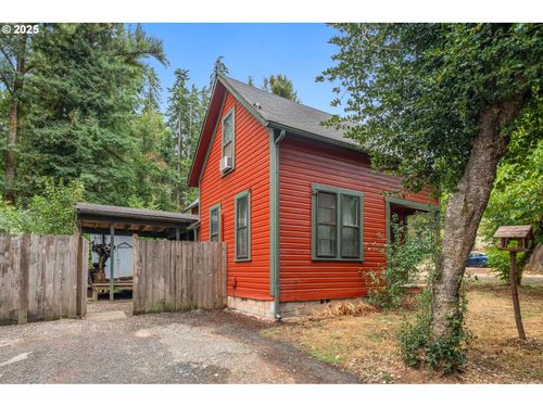 32794 W Saginaw Rd, Cottage Grove, OR, 97424-7508 | Card Image